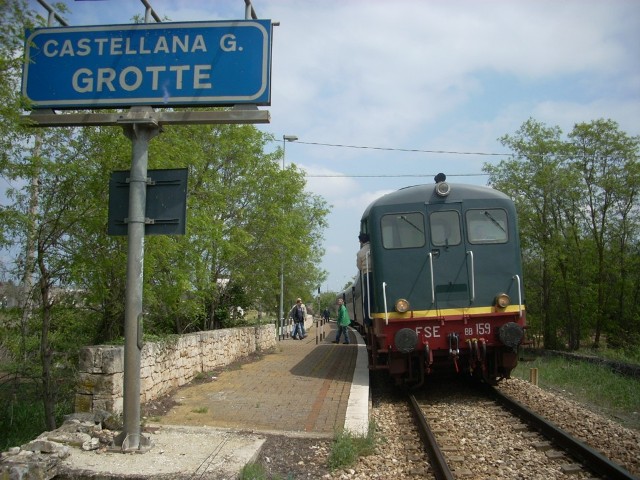 Stazione_Castellana