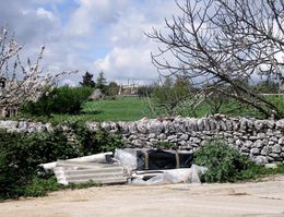 Rifiuti abbandonati periferia Putignano amianto (archivio)