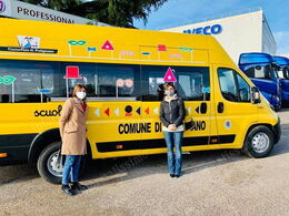 Nuovo scuolabus a metano Putignano