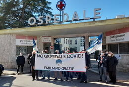 Fratelli dItalia Putignano Flash Mob Ospedale